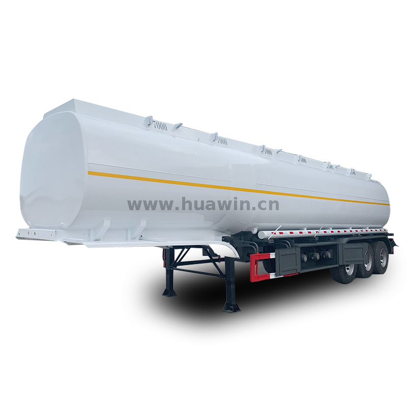 Sinotruk 40000-50000L Oil Tank Truck Fuel Tanker Semi Trailer 