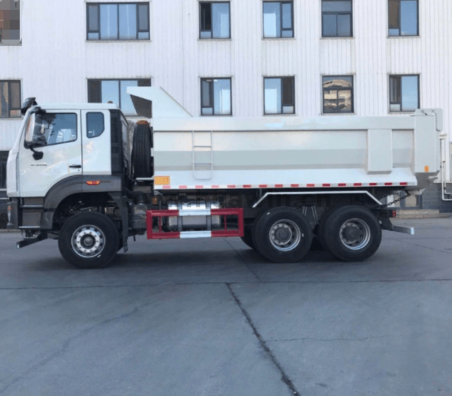 SINOTRUK New E7G 6X4 20CBM 30T Dump Truck
