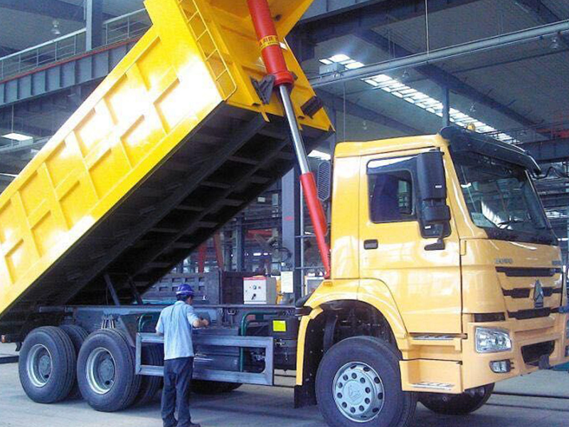 HOWO 6X4 Front Tipping Dump Truck 