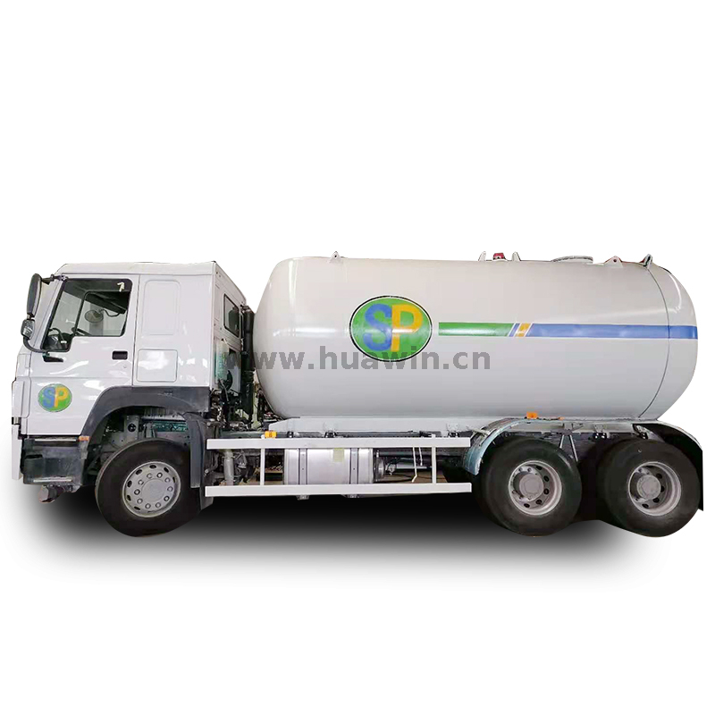 Sinotruk HOWO 4X2 LPG Gas Tank Bobtail Truck 10m3 5ton