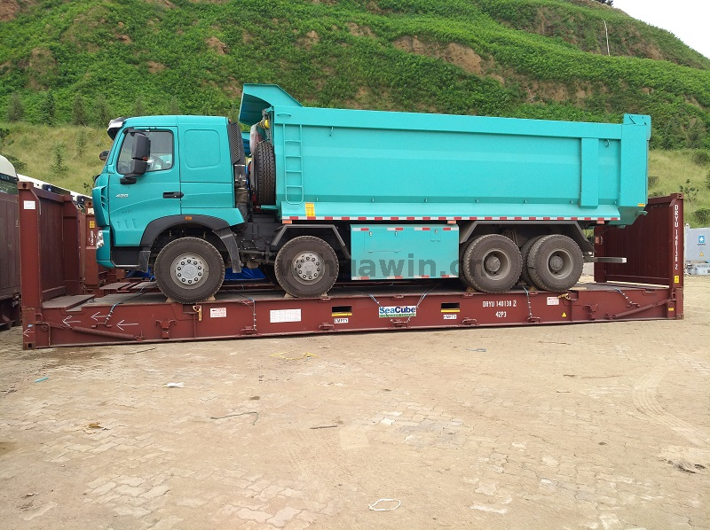 SINOTRUK HOWO A7 8X4 12 Wheels U-shape Dump Truck